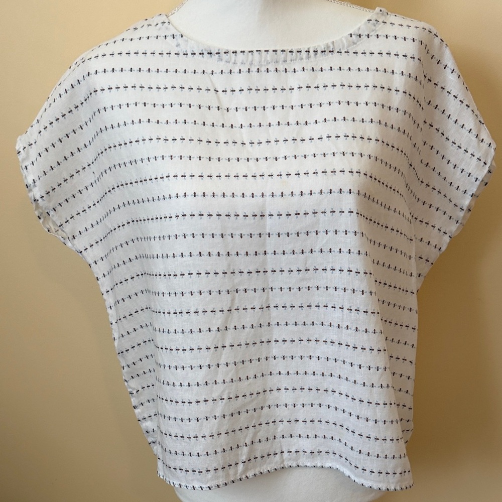 Cynthia Rowley Linen White and Blue Bee 🐝 Blouse Sz S